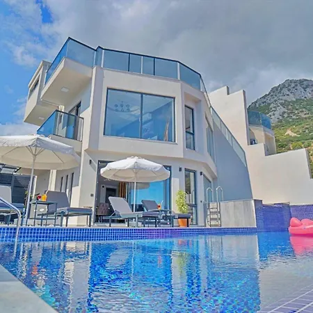 Willa Luxury In With Private Infinity Pool Kalkan