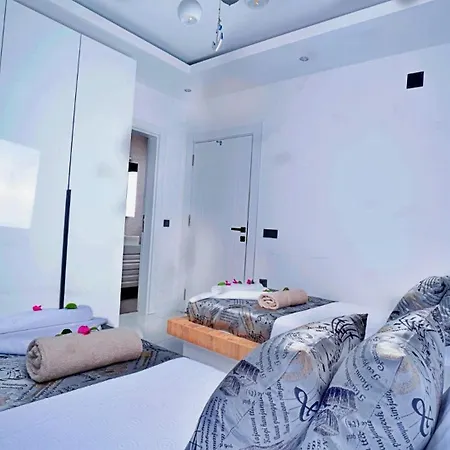 Vilă Luxury In With Private Infinity Pool *