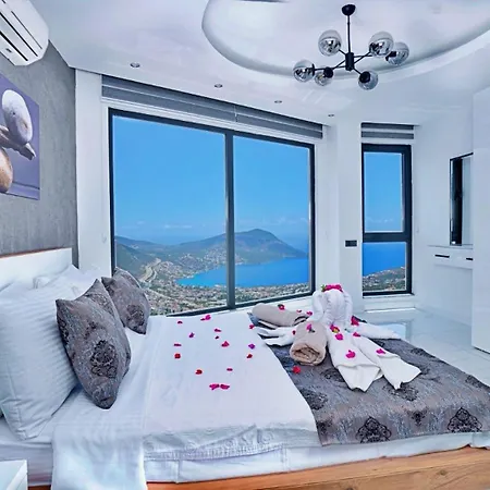Luxury In With Private Infinity Pool * Kalkan