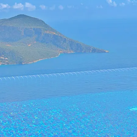 Luxury In With Private Infinity Pool *